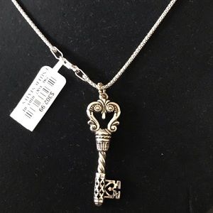 Beautiful antique stile cross necklace 925,&10kt